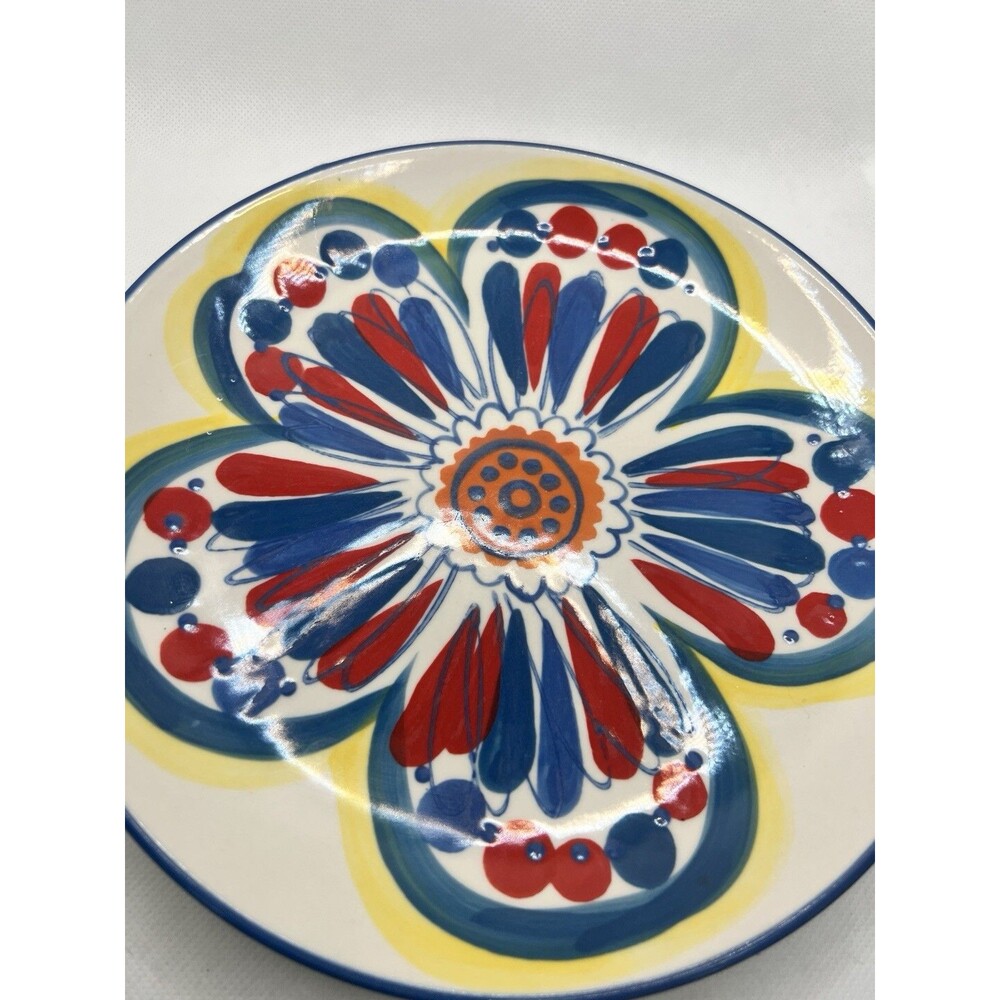 Crate & Barrel 8 1/2" Plate spring flower bright summer yellow blue red salad